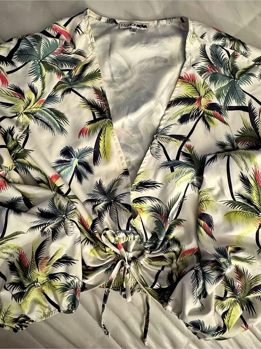 Fashion Nova Floral Cropped Top in White & Green Like New